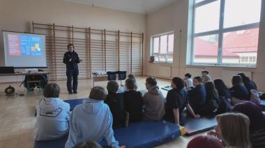 Bezpieczny nastolatek w świecie cyfrowym