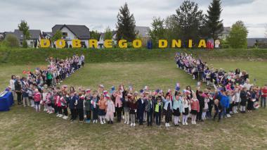 "Oda do radości" wyśpiewana przez dzieci