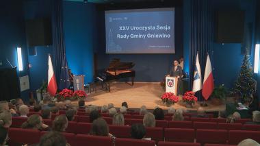 Uroczysta sesja w Gniewinie